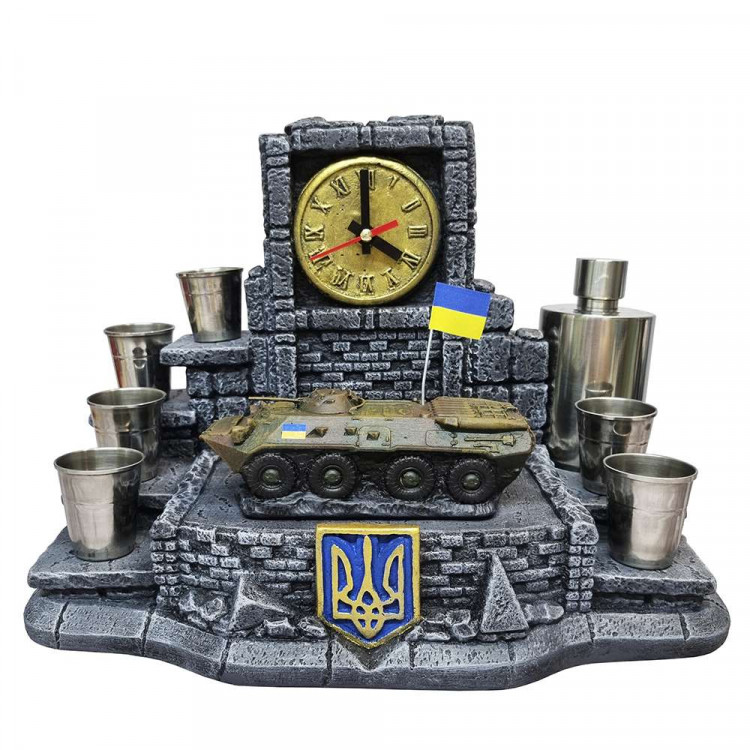 Сувенір штоф "Український БТР-80" №3 (П3) (без посуду)