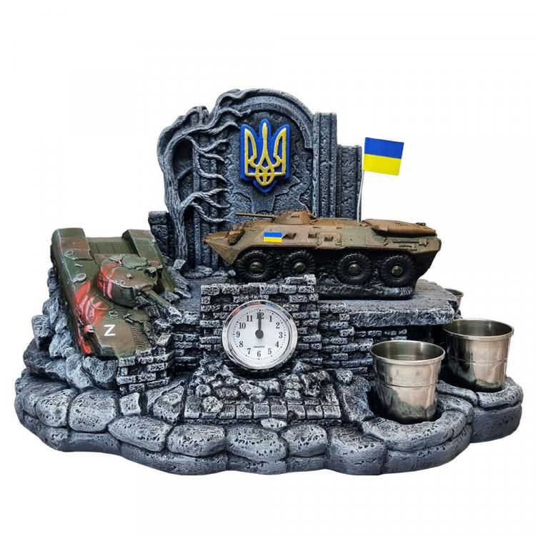 Сувенір штоф "Український БТР-80" №4 (П4) (без посуду)