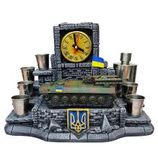 Сувенір патріотичний штоф підставка "ЗРК 9К35 Стріла 10" №3 (П3) гіпс, подарунковий міні-бар