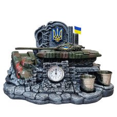Сувенір патріотичний штоф підставка "Танк Т-72Б" №4 (П4) гіпс, подарунковий міні-бар