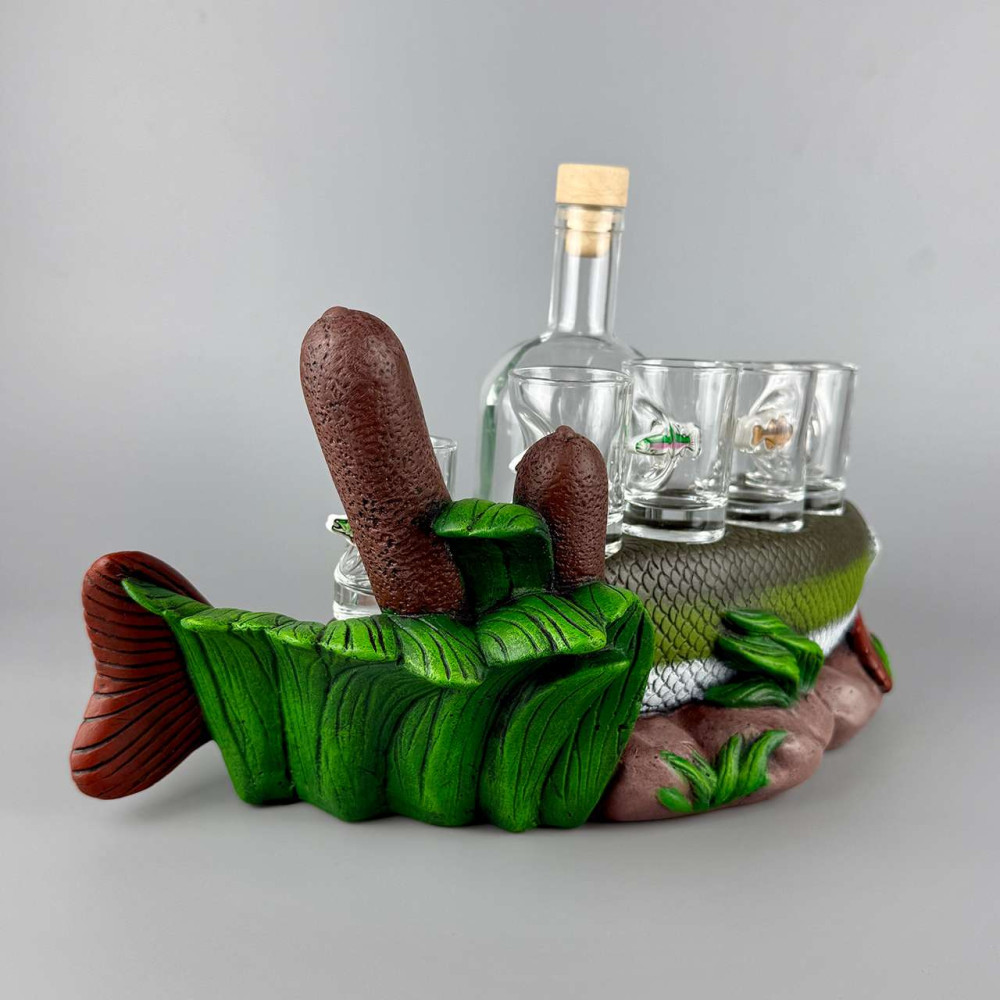 Сувенір патріотичний штоф підставка Щука гіпс, подарунковий міні-бар premium