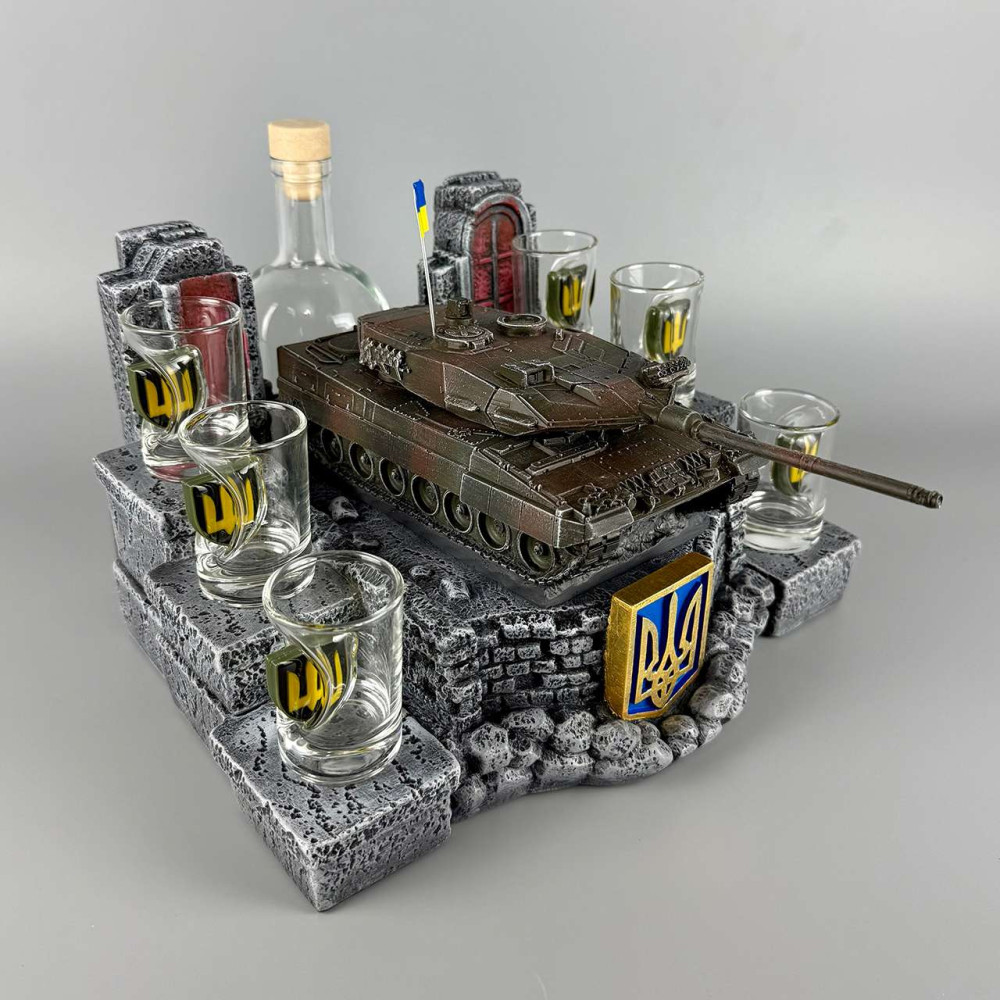 Сувенір патріотичний штоф підставка"Leopard 2А6" (П2), гіпс, подарунок преміум